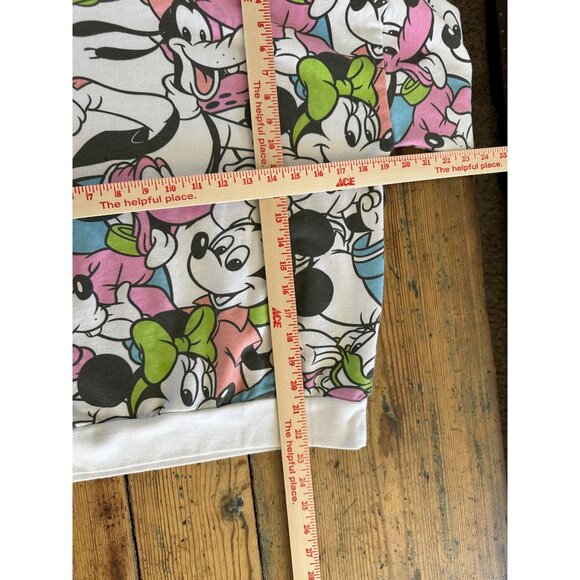 Disney Mickey Mouse Sweatshirt M Crew Neck Long Sleeve‎ Cotton/Polyester Blend - Picture 6 of 6